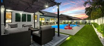 NEW Villa Paradise Lux Gem Pool Game Room