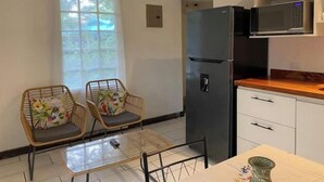 Unclassified image, 2 of 14, button - Rupia Apartment.

 (San Pedro Town)