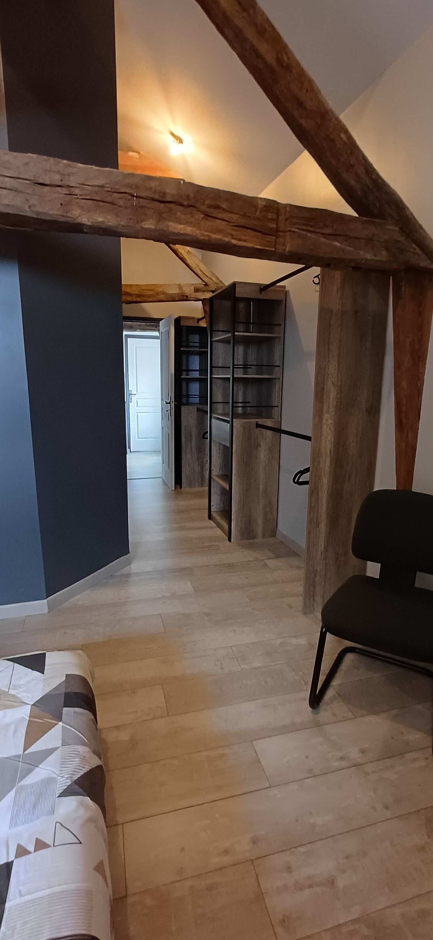 3 多间卧室、床单