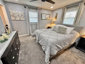 3 bedrooms, iron/ironing board, travel crib, free WiFi