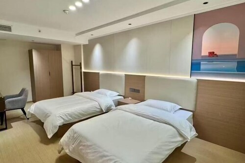 Metallurgical Hotel (Jinan Wenhua East Road)