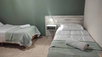 1 bedroom, WiFi, bed sheets