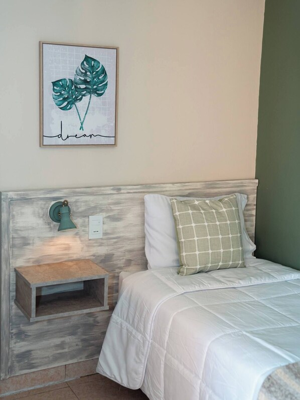 1 bedroom, WiFi, bed sheets