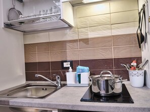 Comfort House, Kitchenette | Private kitchen - Homely Catania (Catania)