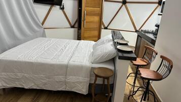 Luxury Suite, City View