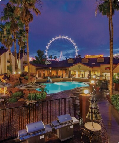 2-bedroom villa on superb Las Vegas strip !! Just steps away from Sphere !!