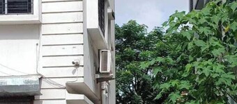 9-bedroom building in fabulous Kolkata with WiFi, fitness room, AC