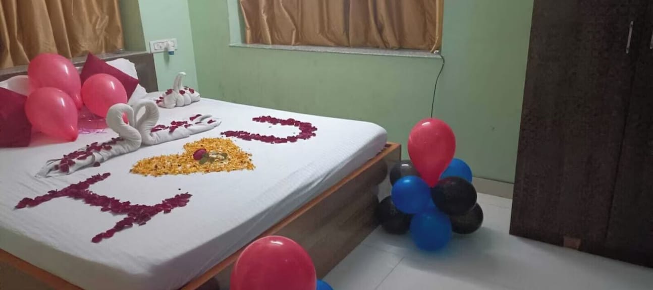 9-bedroom Building In Fabulous Kolkata With Wifi, Fitness Room, Ac - Calcuta, WB, India