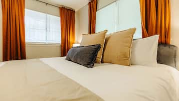 2 chambres, fer et planche Ă repasser, Wi-Fi gratuit, draps fournis