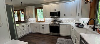 New Adirondack spacious cabin in the Lake George and Gore Mountain Area