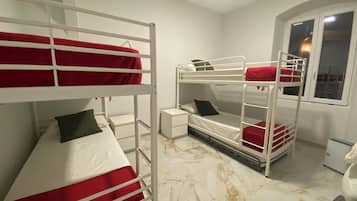 Shared Dormitory | Free WiFi