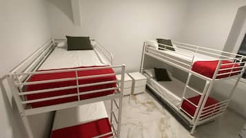 Shared Dormitory | Free WiFi