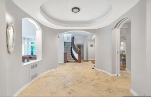 House | 7 bedrooms