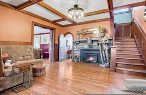 Villa - Jacuzzi - West Point - Family Friendly (Coffeyville)