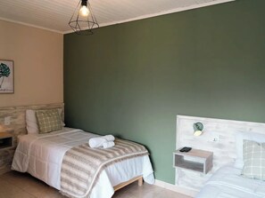 1 habitación, wifi y ropa de cama