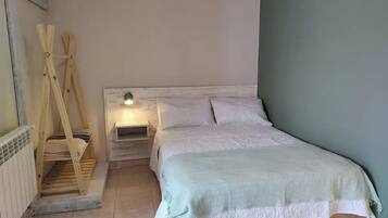 1 habitación, wifi y ropa de cama