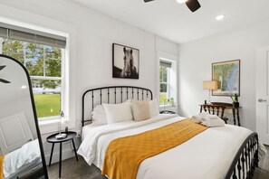 1 chambre, bureau, fer et planche à repasser, Wi-Fi gratuit