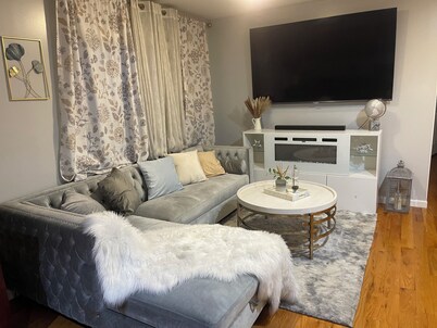 Cityscape Stay near Manhattan