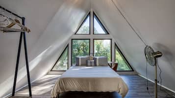 4 bedrooms, WiFi, bed sheets