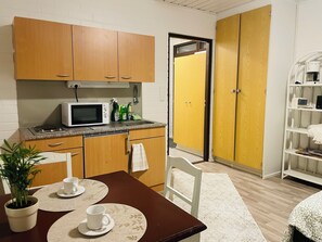 Economy Double Room | Living area - Voionmajoitus (Ylojarvi)