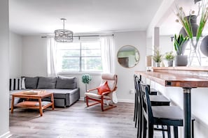 Apartment | 2 bedrooms - Short North Convention Private Parking Pets (Columbus)