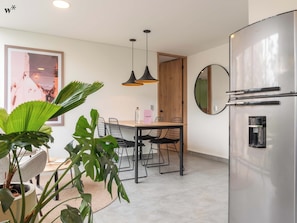 Appartement, 2 chambres (401) | Salle à manger