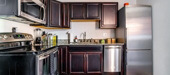 Short North Convention Private Parking Pets