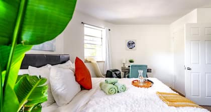 Short North Convention Private Parking Pets