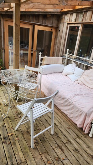 Terrace/patio - Beautiful Dartmoor cabin reasonable rent (Holne)