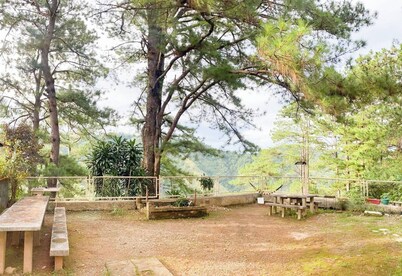 Transient House Baguio Near Minesview With Backyard