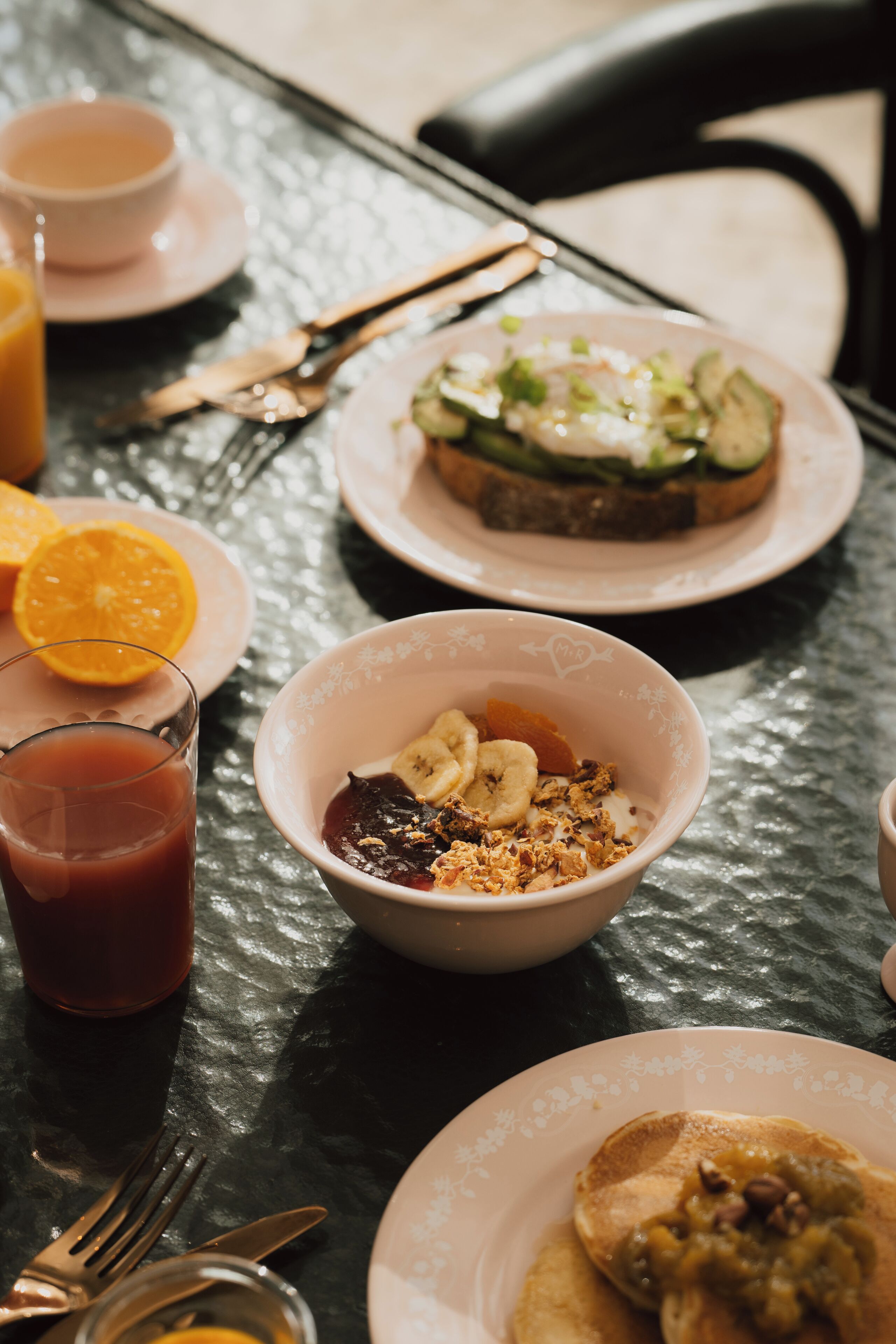 Desayuno buffet diario (EUR 29 por persona)