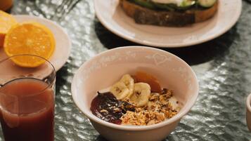Dagelijks ontbijtbuffet (EUR 29 per persoon)