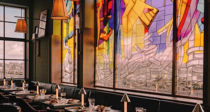 Maison Heler Metz, Curio Collection By Hilton