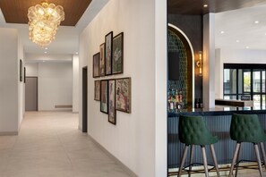 Lobby - Home2 Suites By Hilton Fort Worth Lake Worth (Fort Worth)