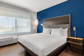 Íróasztal, sötétítőfüggöny, vasaló/vasalódeszka és ingyenes wifi