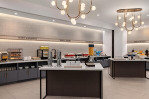 Petit déjeuner buffet compris tous les jours