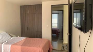 House, 2 Bedrooms, Smoking, Balcony | 2 bedrooms