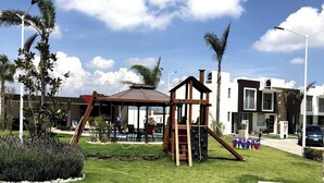 House, 2 Bedrooms, Smoking, Balcony | Children's area - Montpellier 10 Min VW, Val'quirico, Finsa, Cholula (Coronango)