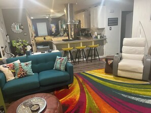 Smart TV, video games