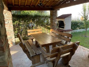 Villa | Speisen im Freien