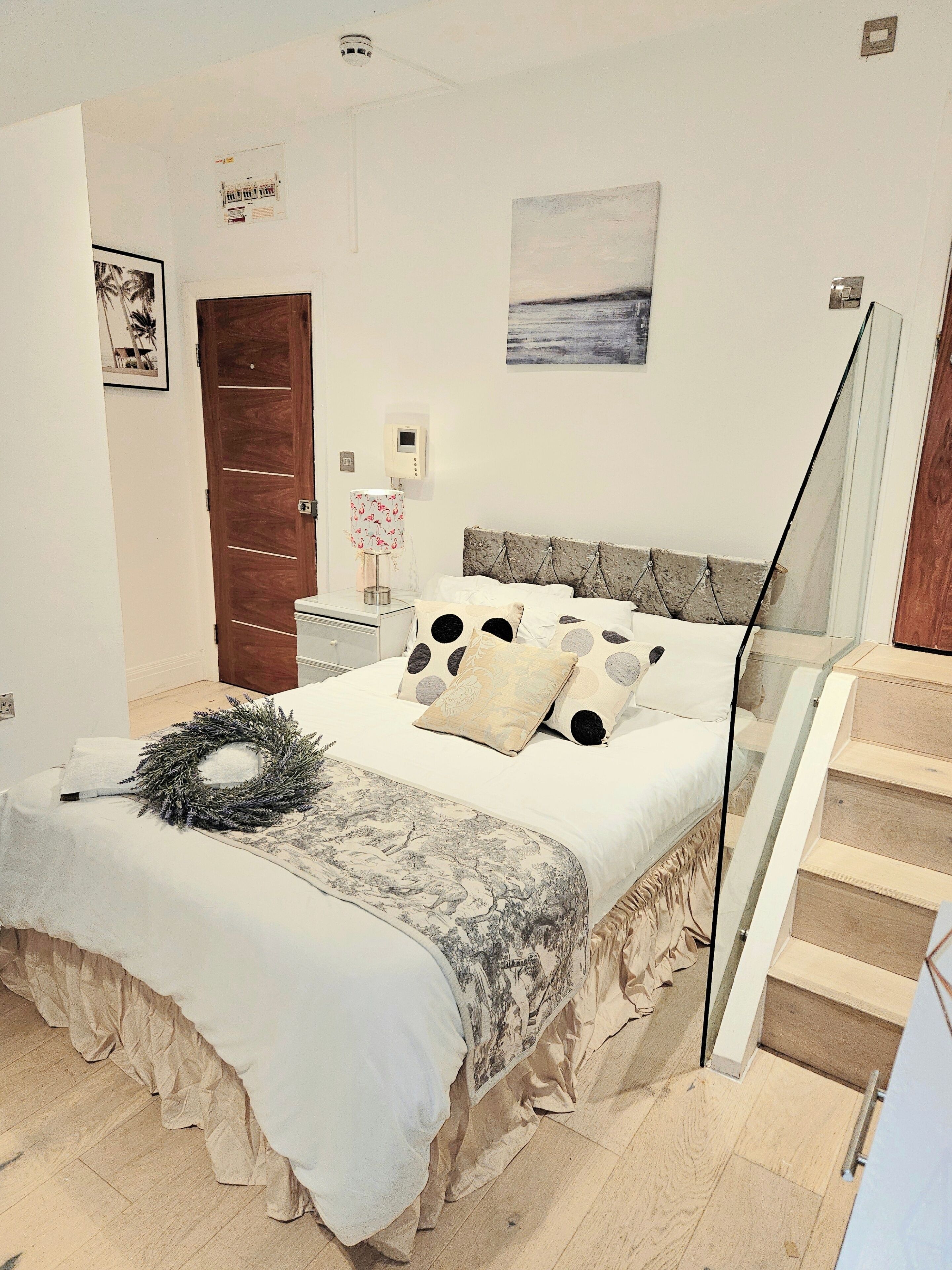 Studio | Iron/ironing board, free WiFi, bed sheets