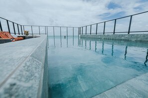 Pool - Belo Flat na Praia do Bessa (João Pessoa)