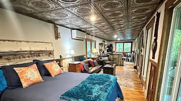 1 habitación, wifi y ropa de cama