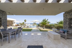 Villa | 6 bedrooms - 6 BR Huge Villa Steps To Beach Plus A Pool House (San Jose del Cabo)