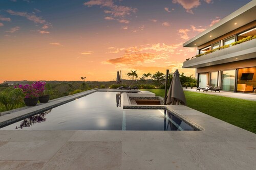 Punta De Mita - Luxury 7 BR Villa Oceanview