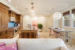บ้านพัก | 4 ห้องนอน