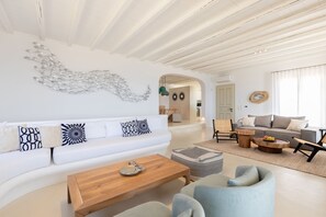 House | 5 bedrooms, desk - Renovated Luxury Oceanview Villa With Pool in Mykonos (Mykonos)