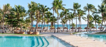 Oceanview Lux Villa - With Eden Roc Club Access