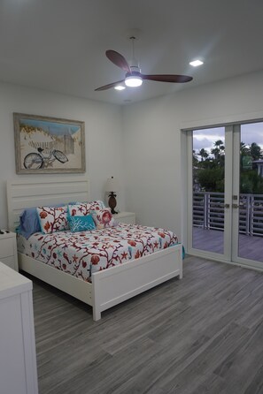 3 bedrooms, WiFi, bed sheets - Stunning brand new home in Buccaneer Pointe (Key Largo)
