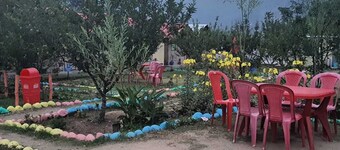 Spacious 7-bedroom campground with fitness room, WiFi in marvelous Naggar